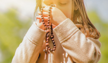 Aid to the Church in Need launches children’s Rosary campaign